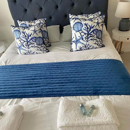 Luxury Beachfront Outstanding 2 Bedroom Apartment Ήστμπορν Εξωτερικό φωτογραφία