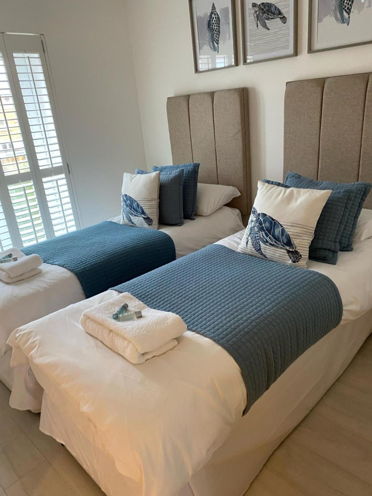 Luxury Beachfront Outstanding 2 Bedroom Apartment Ήστμπορν Εξωτερικό φωτογραφία